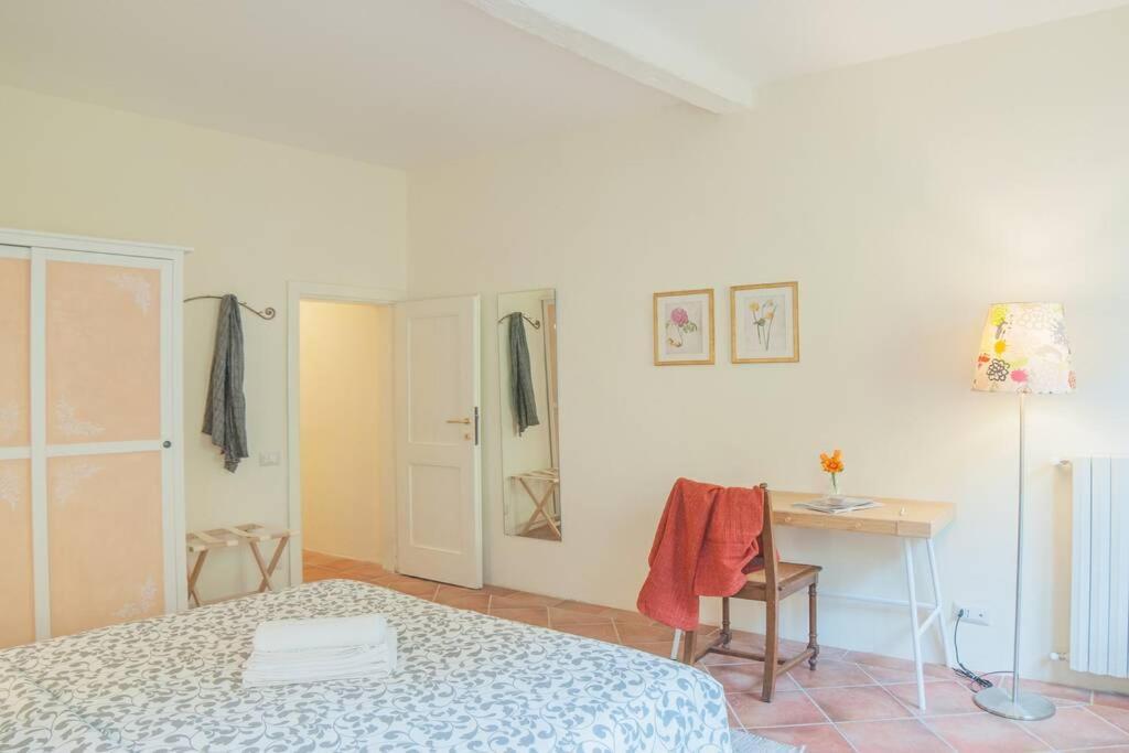 Appartement Cozy Macci Flat 4 People Near Santa Croce Square *