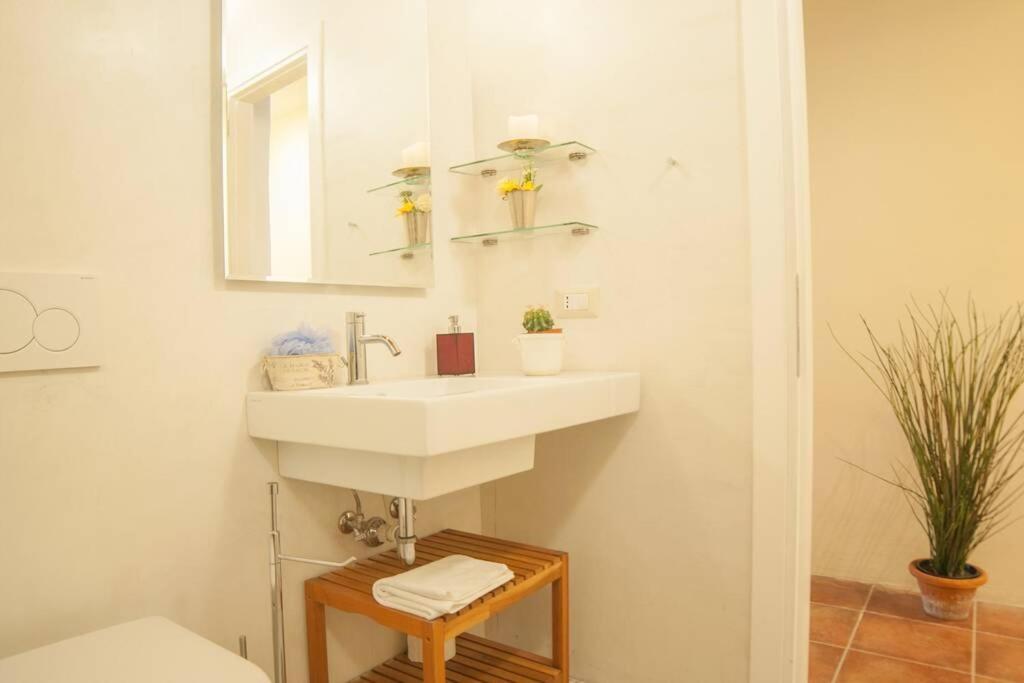 Cozy Macci Flat 4 People Near Santa Croce Square Apartamento *